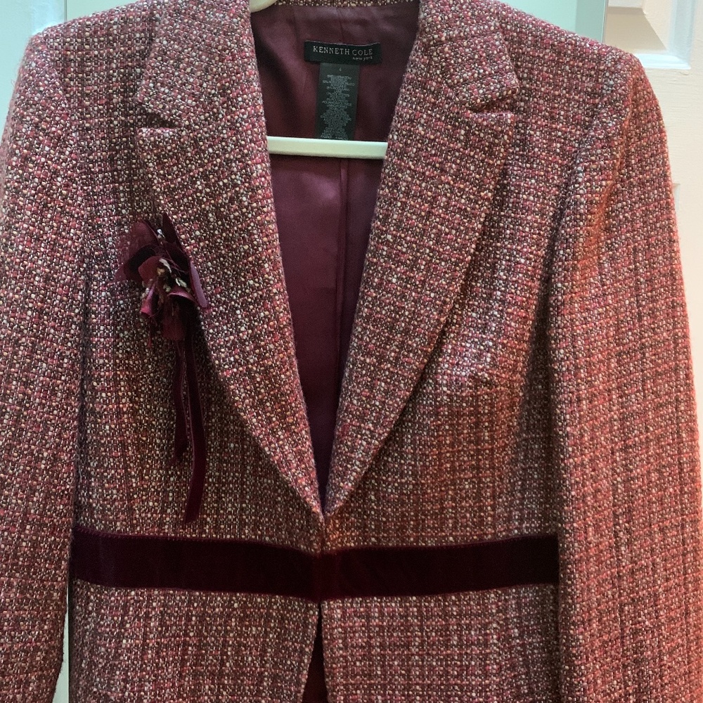 Kenneth Cole - Gorgeous Blazer